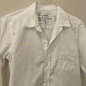 Frank & Eileen. Good condition. Size M but fits like a small.